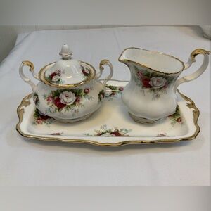 Royal Albert, Bone china, Celebration 1969 set sugar and tray cream, vintage